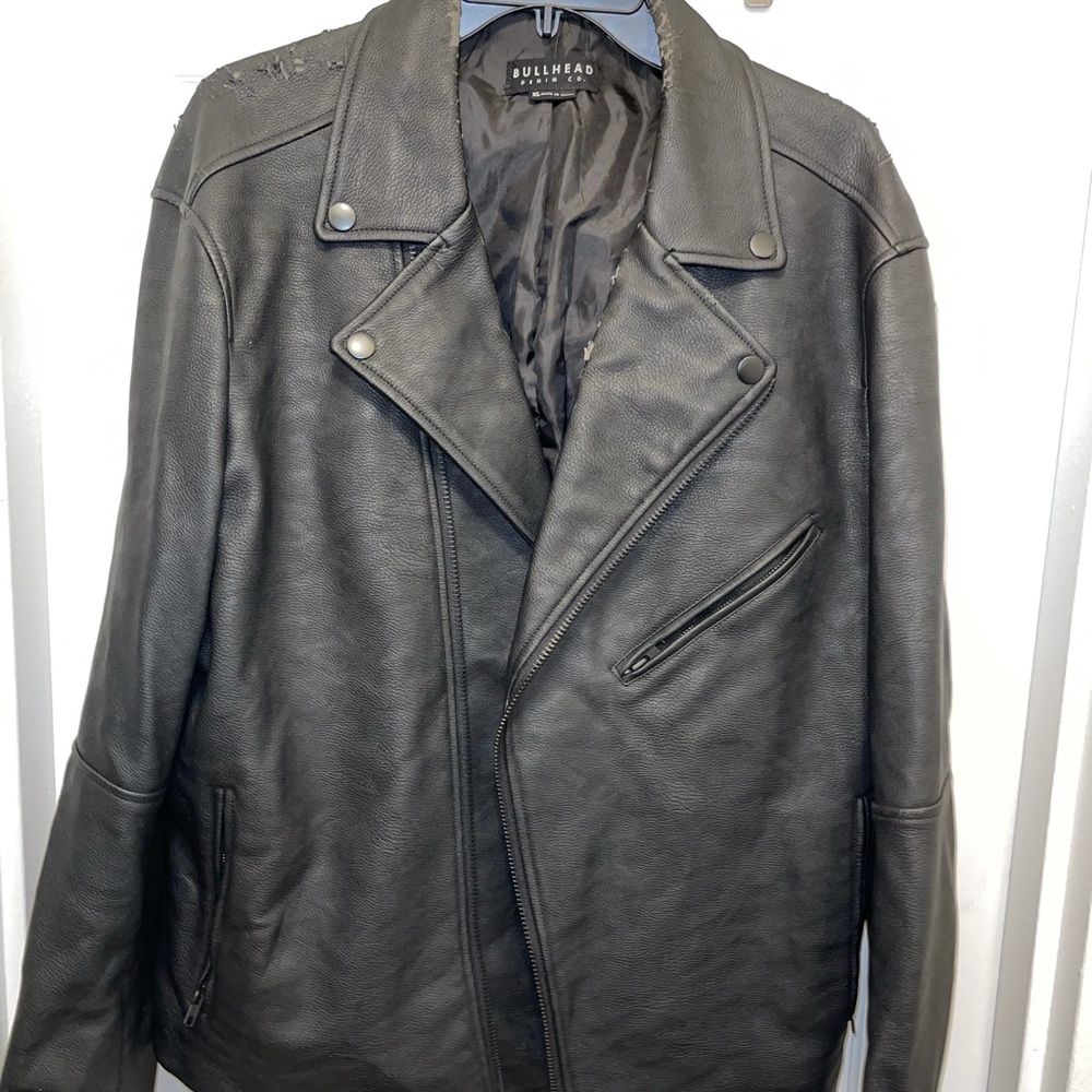 Bullhead used/distressed leather jacket
